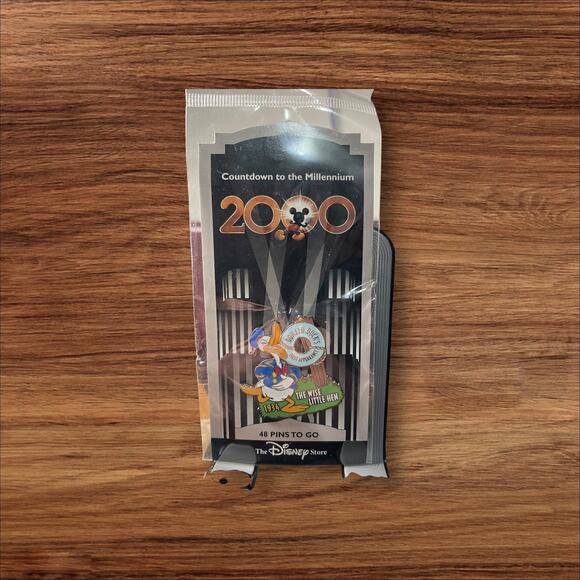 Vintage Donald Duck Lot – 3 Magnets & 1 Disney Pin 2000 Millennium Disneyana - Picture 12 of 13